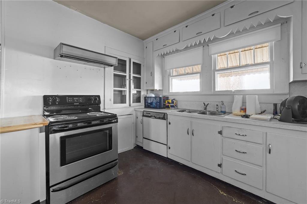 313 E King Street Property Photo 24