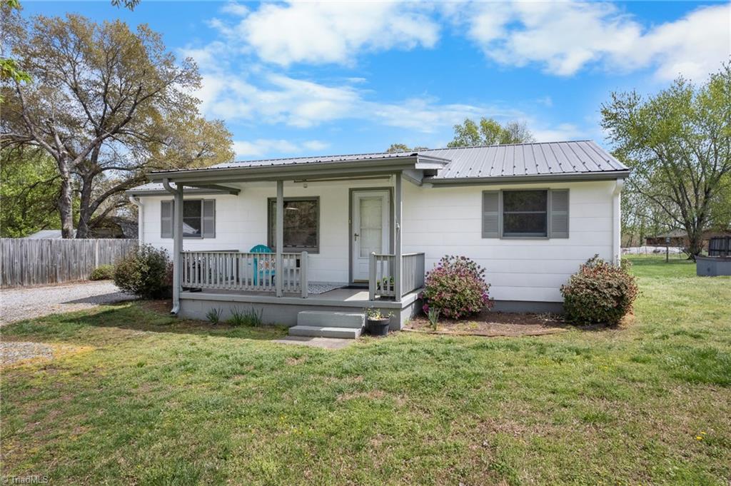 507 Horneytown Road Property Photo 1