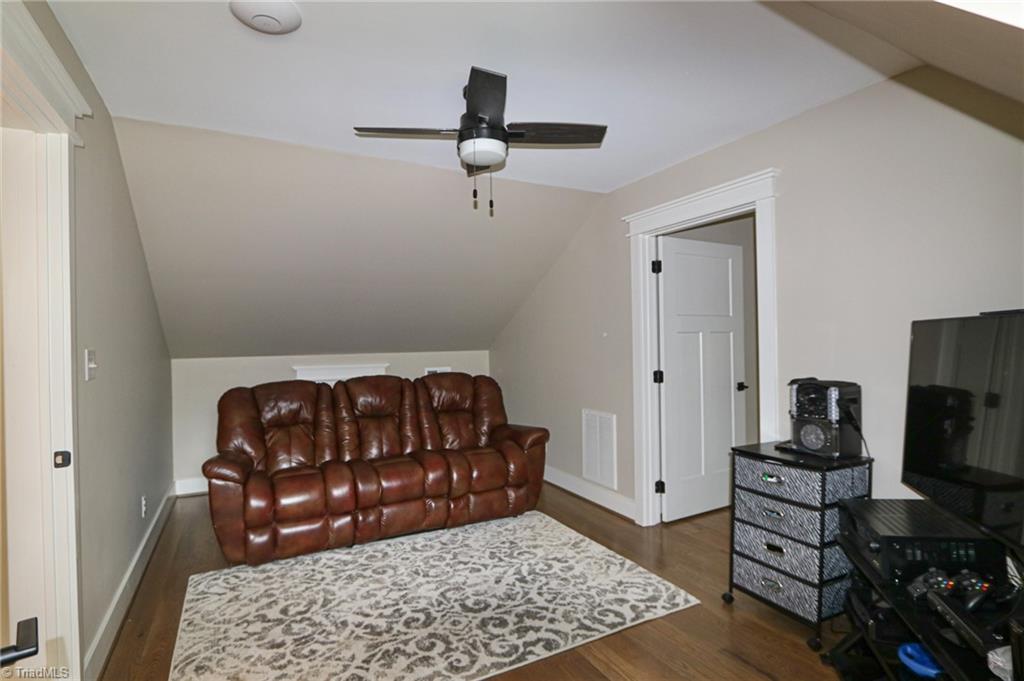 114 Eldridge Lane Property Photo 28