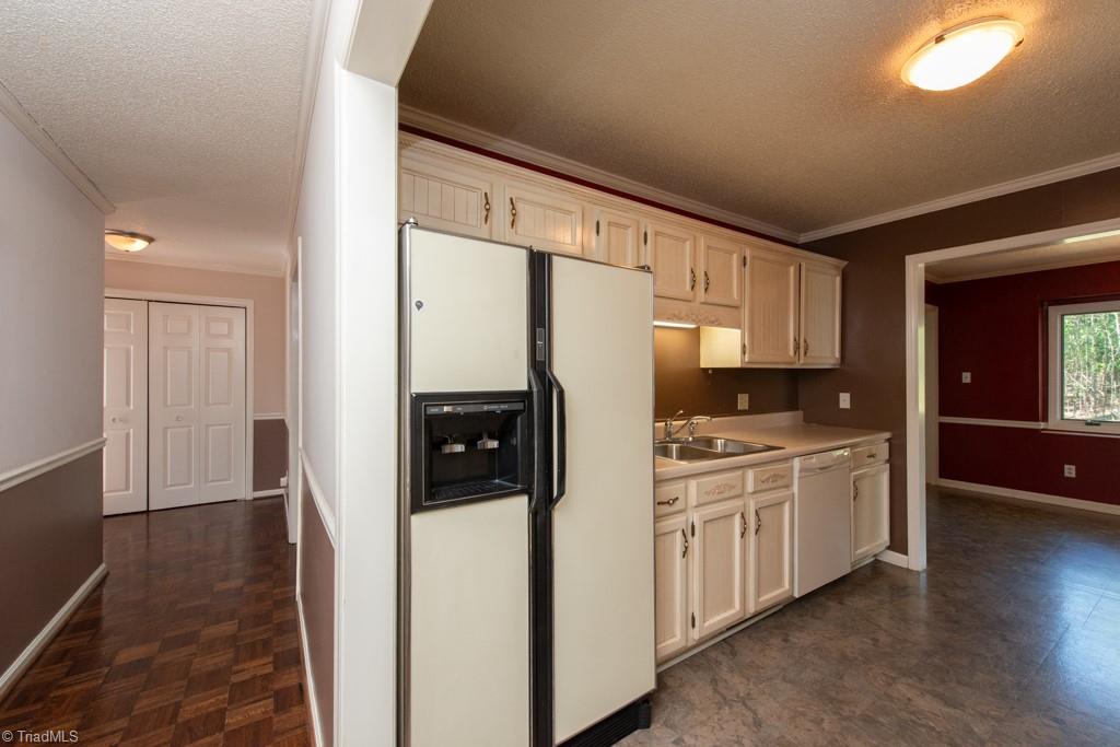 136 Old Mill Road # D Property Photo 41
