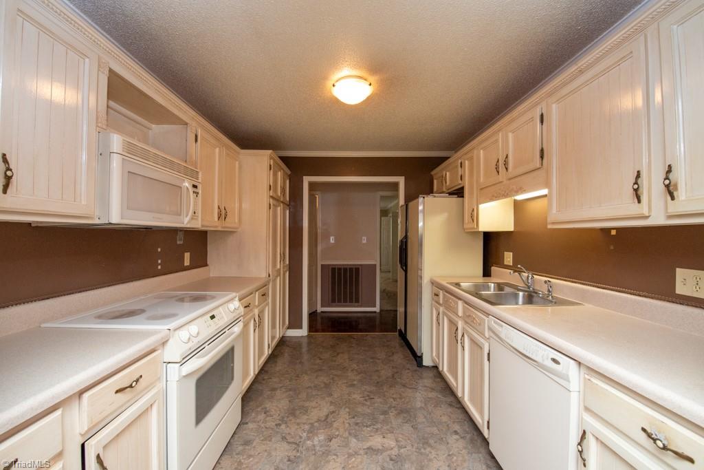 136 Old Mill Road # D Property Photo 42