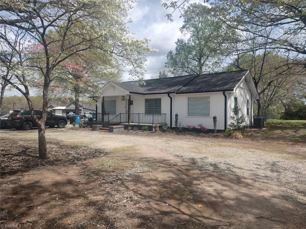 3611 Luck Drive Property Photo