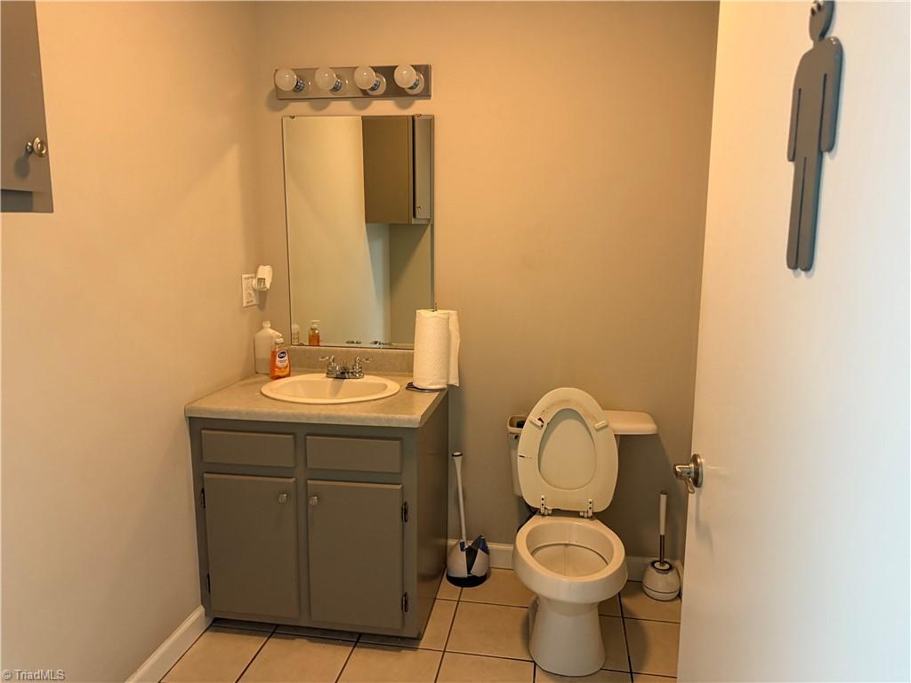 1520 Meadowview Drive Property Photo 8