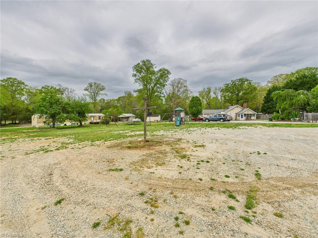 4913 Day Court Property Photo