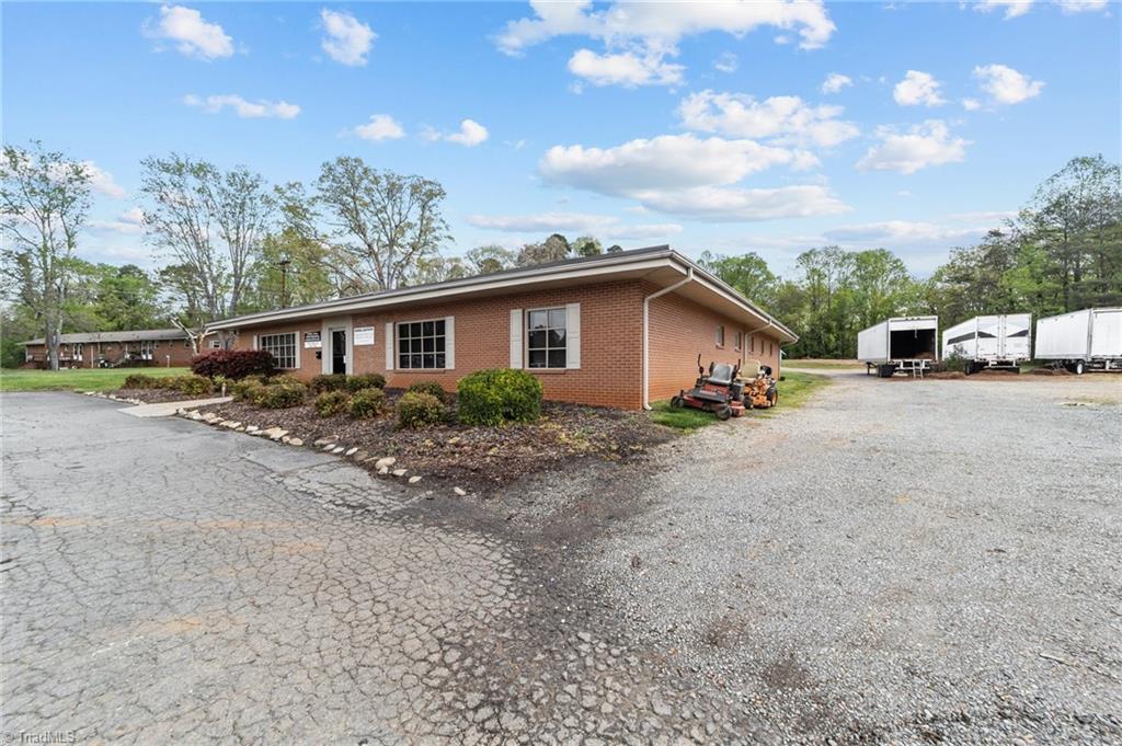 110 Wall Street Property Photo 4