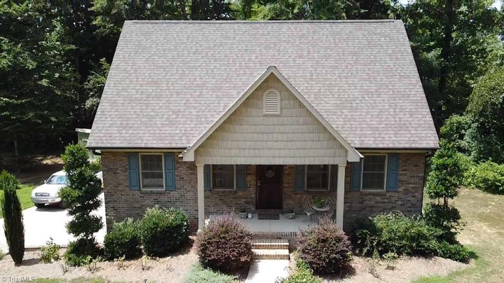 845 Montgomery Court Property Photo 1