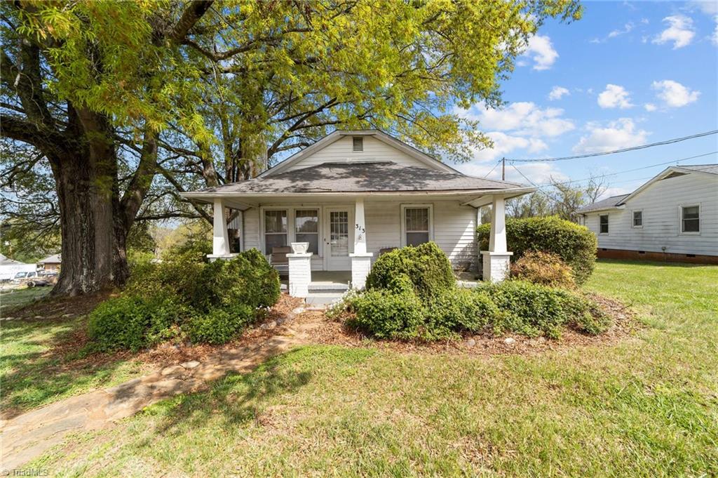 313 King Street Property Photo 4