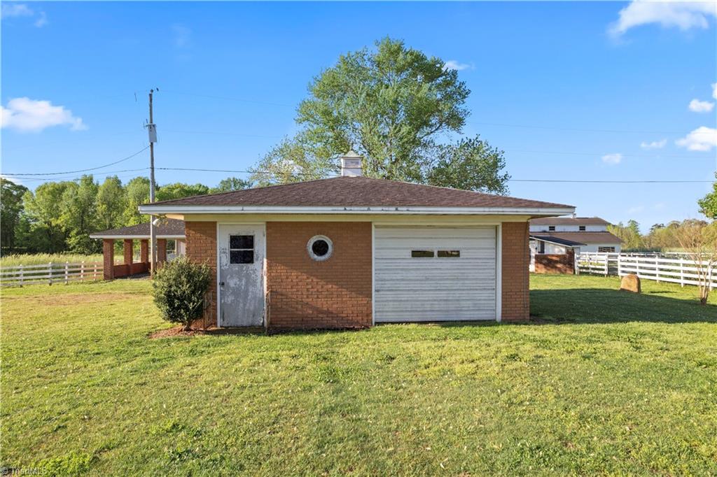 36984 B&c Carter Road Property Photo 26
