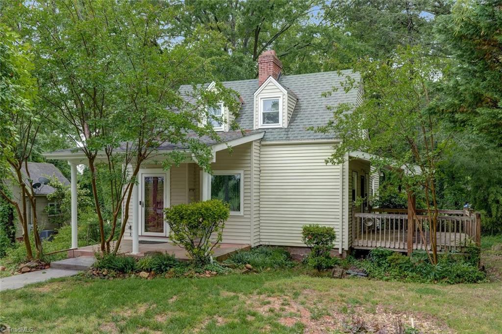 509 College Street Property Photo