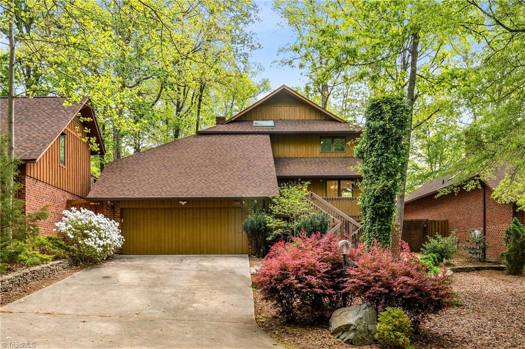 1709 Chestnut Glen Way Property Photo 1