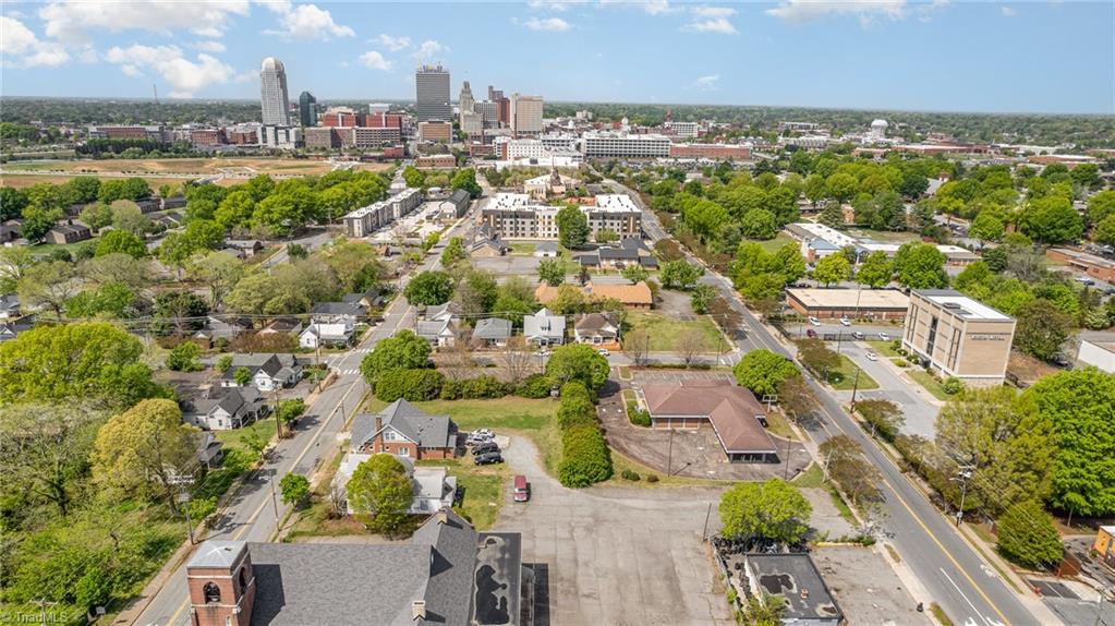 1300 5th Street Property Photo 1