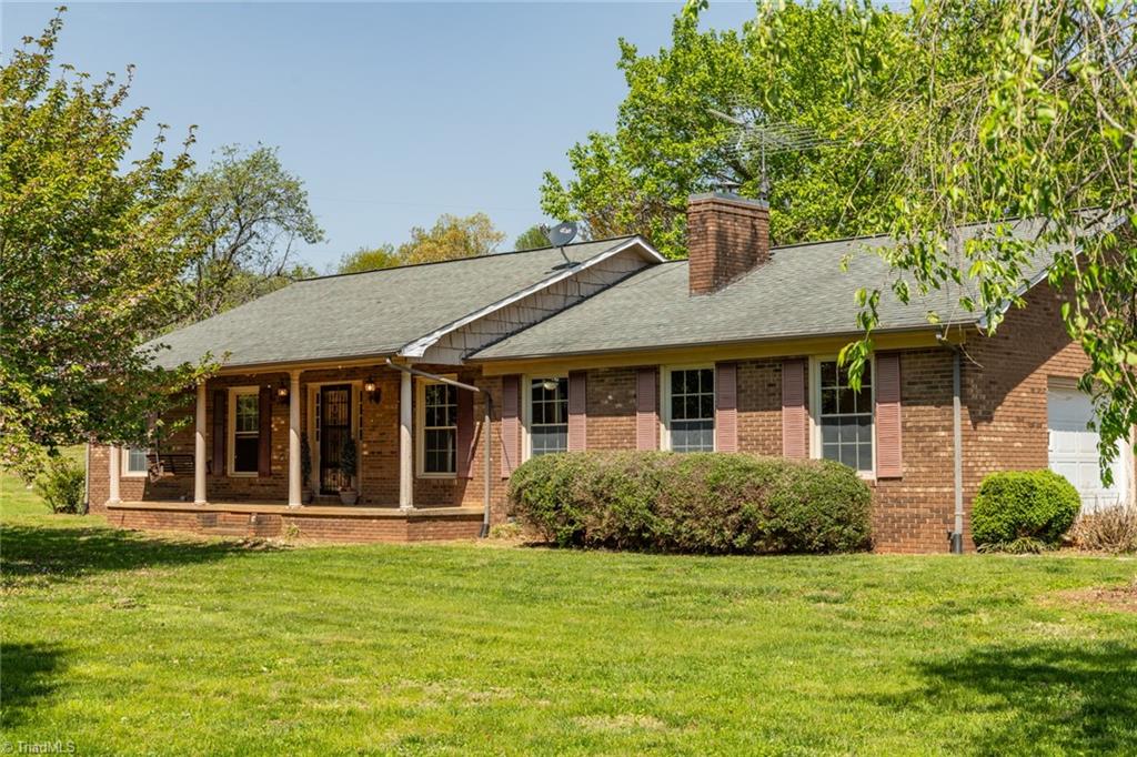 123 Hilltop Drive Property Photo