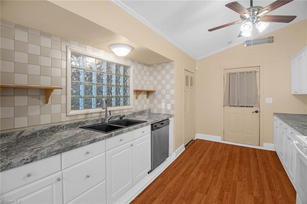 481 David Smith Road Property Photo 14