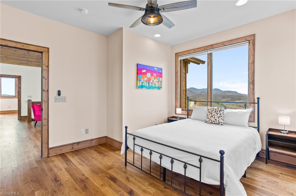 352 Great Sky Drive Property Photo 18