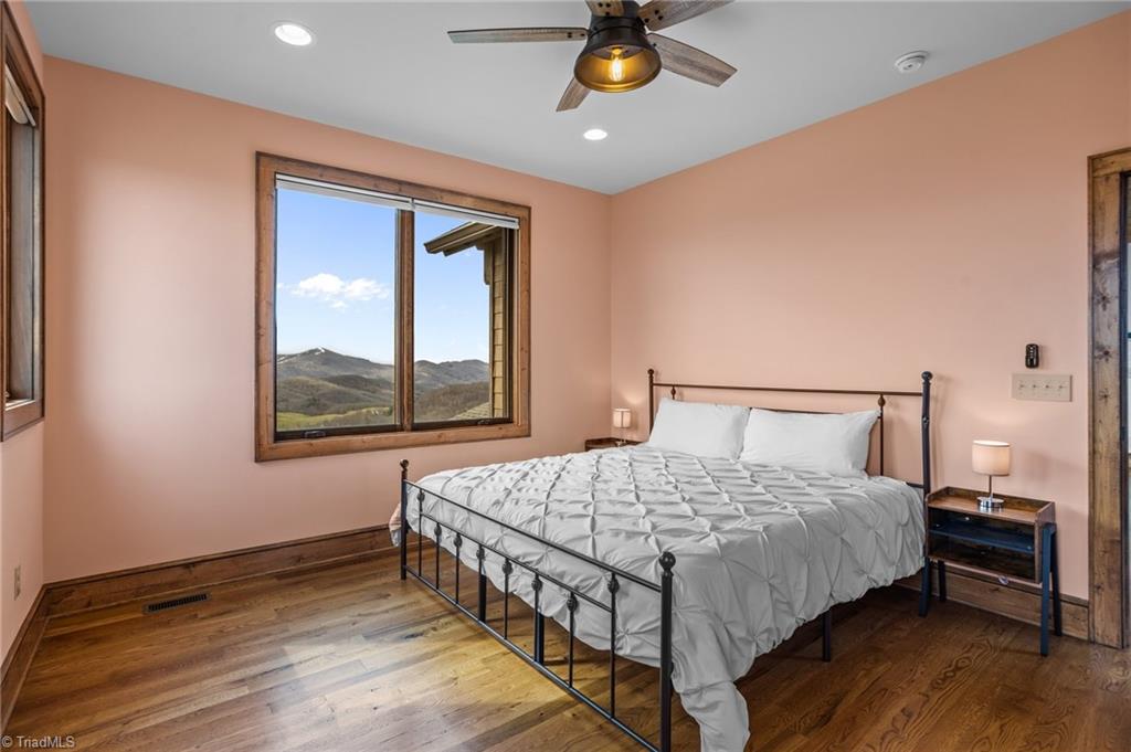352 Great Sky Drive Property Photo 24