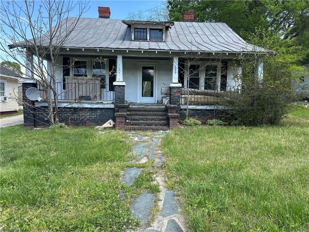 1009 N Scales Street Property Photo