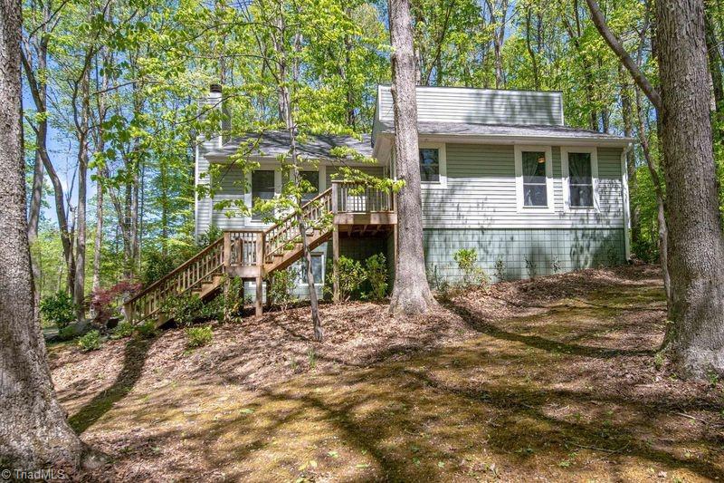 6583 Woodmere Drive Property Photo