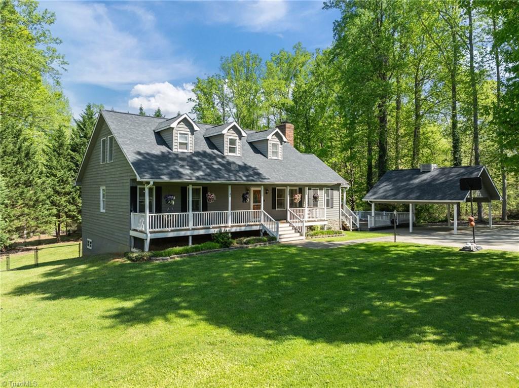 226 Somers Loop Property Photo