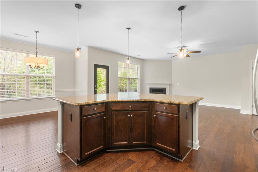 2103 Glenkirk Drive Property Photo 17
