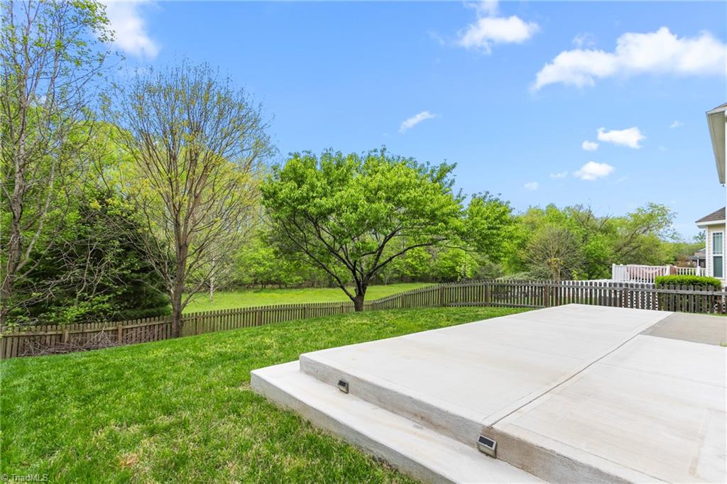 2103 Glenkirk Drive Property Photo 40