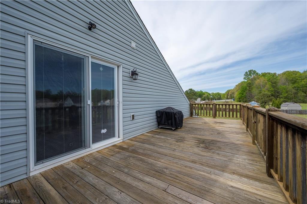 167 Scotch Moss Drive Property Photo 26