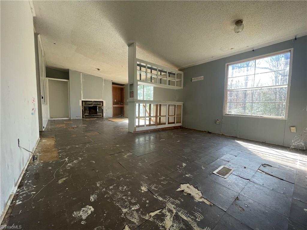 3162 Montclair Court Property Photo 3