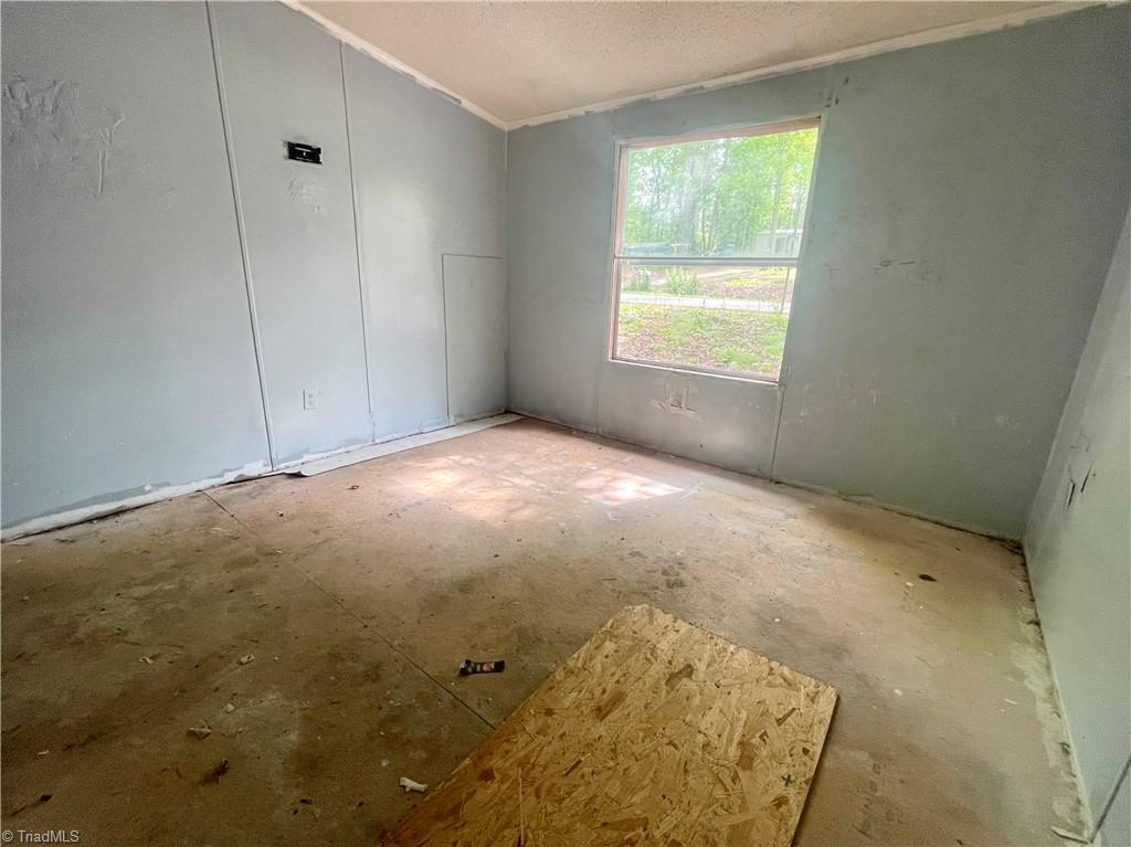 3162 Montclair Court Property Photo 8