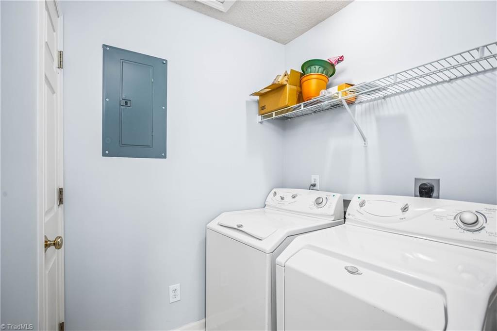 120 James Road # 3b Property Photo 11