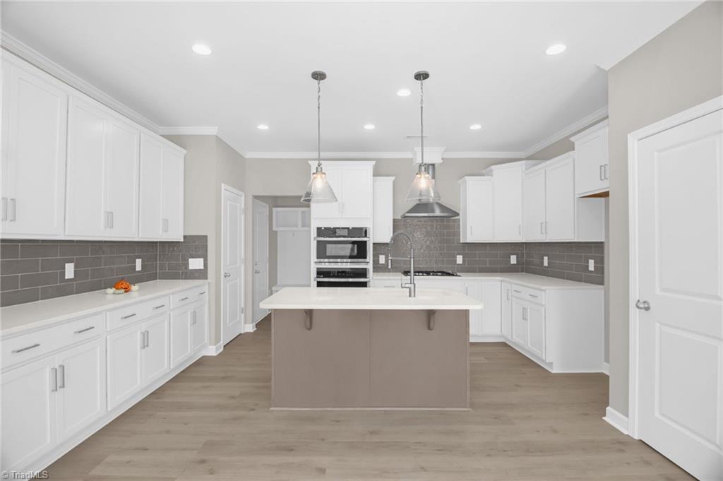 3601 Townland Circle Property Photo 8