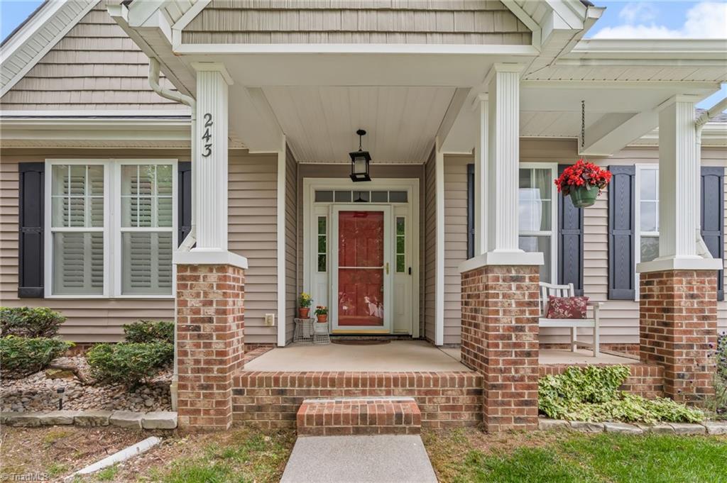 243 Bridgewater Drive Property Photo