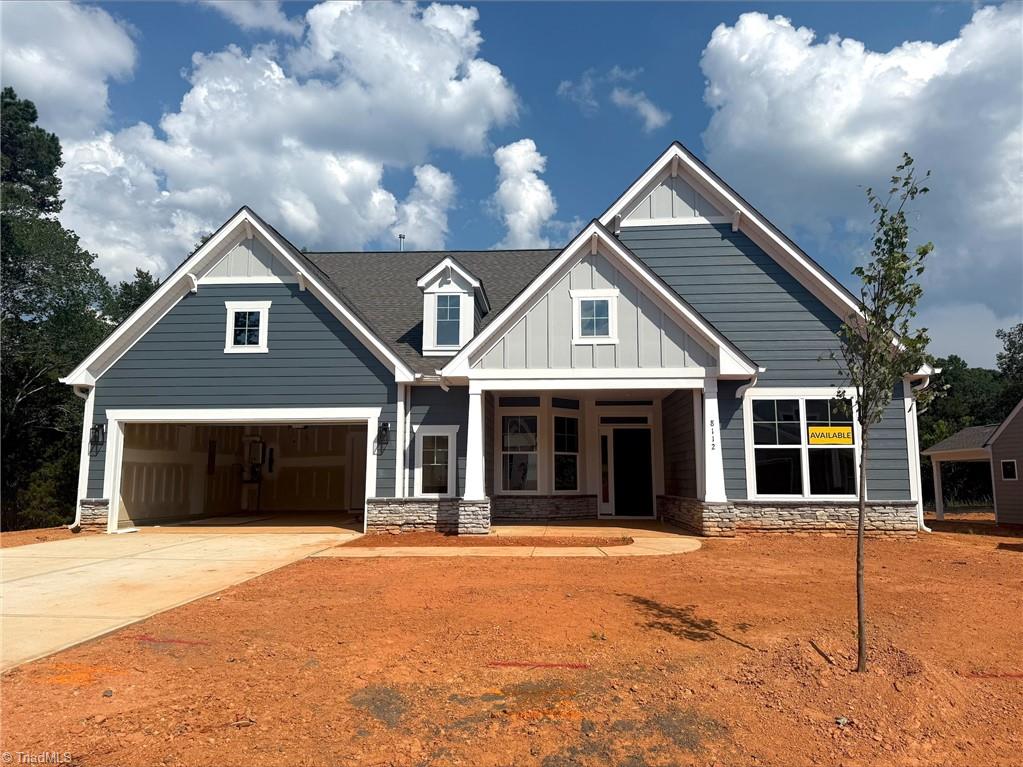 8112 Burberry Trail Property Photo 1