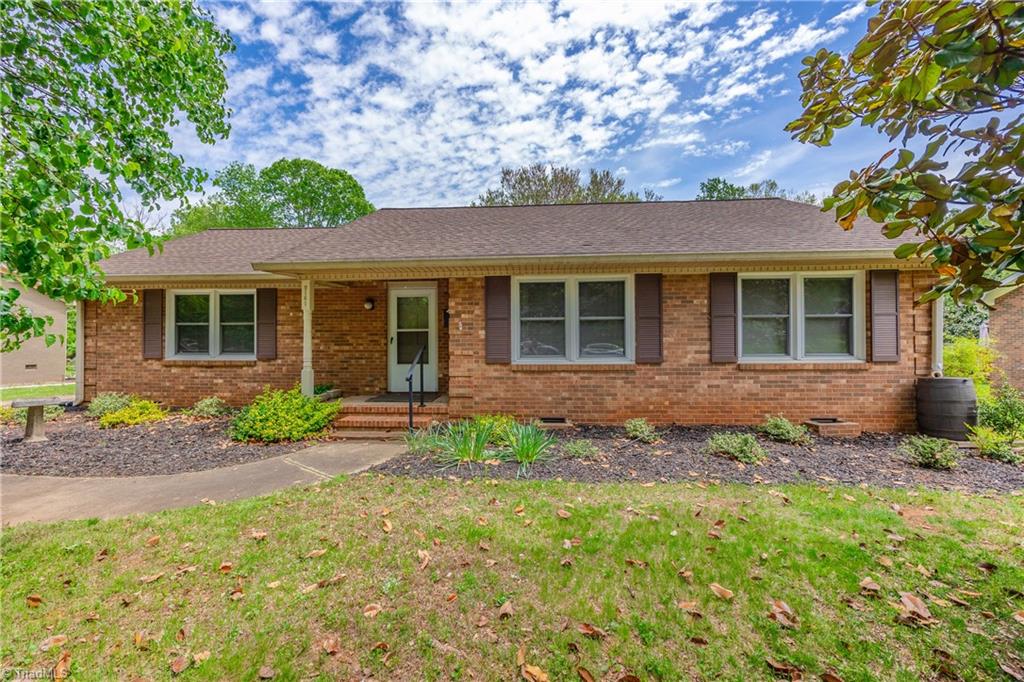 2161 New Castle Drive Property Photo