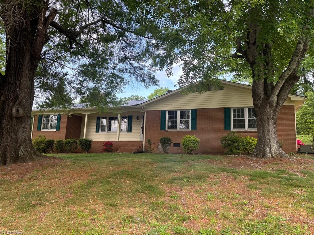 1332 Brookdale Drive Property Photo