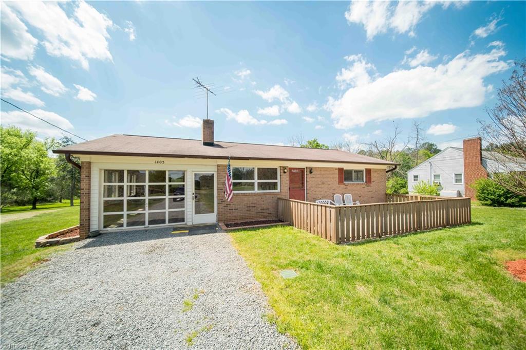 1405 Austin Traphill Road Property Photo