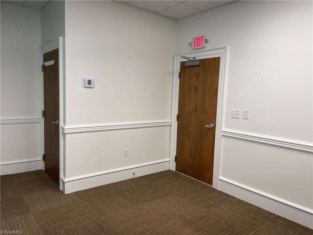 19 Se Court Square Property Photo 7