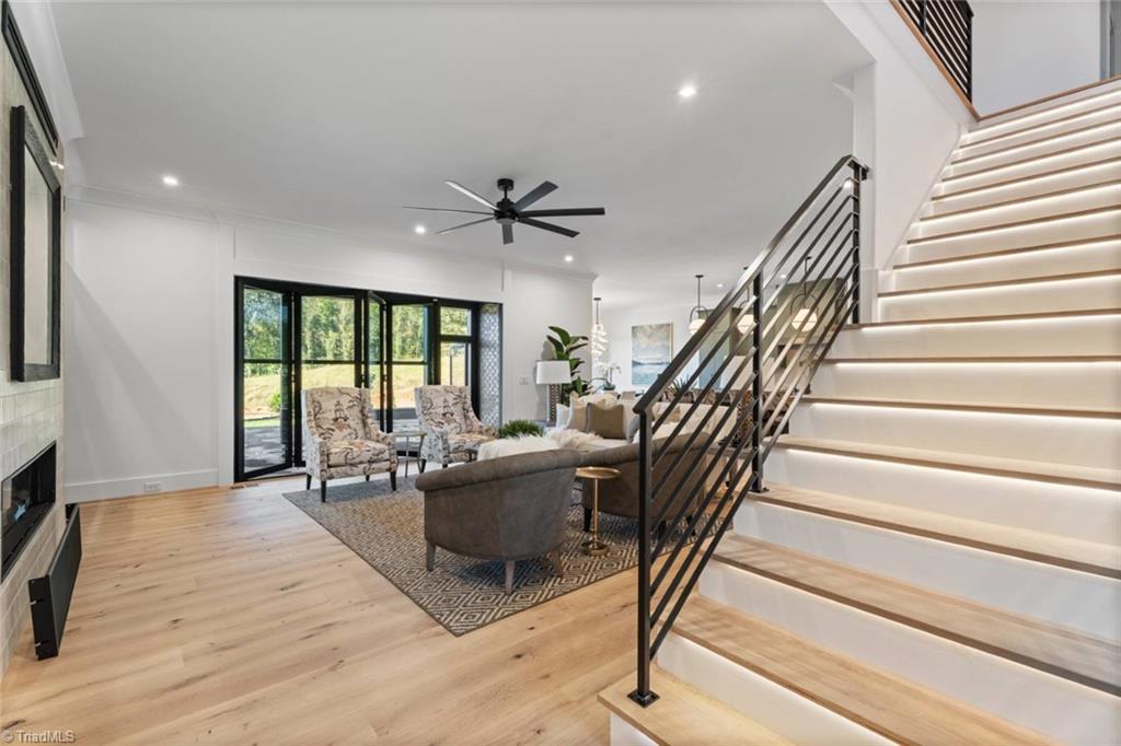 1823 Chanterelle Court Property Photo 6