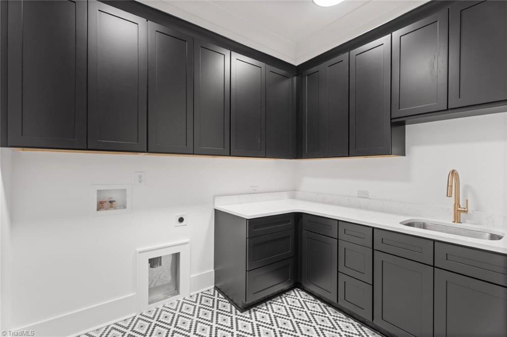 1823 Chanterelle Court Property Photo 17