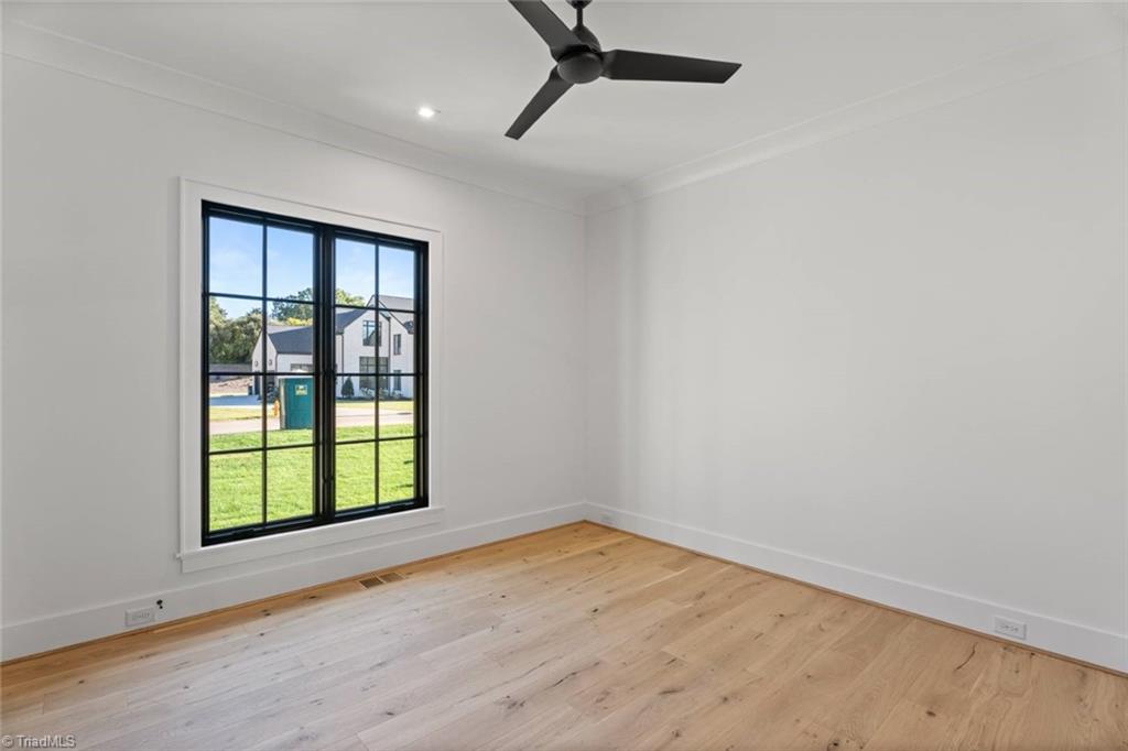 1823 Chanterelle Court Property Photo 26