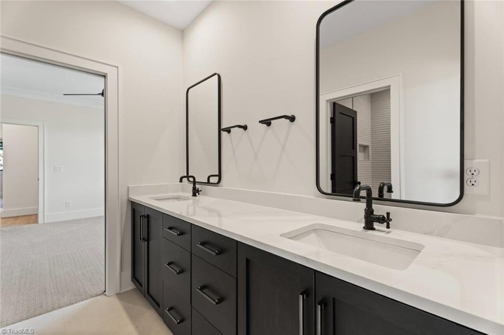 1823 Chanterelle Court Property Photo 33