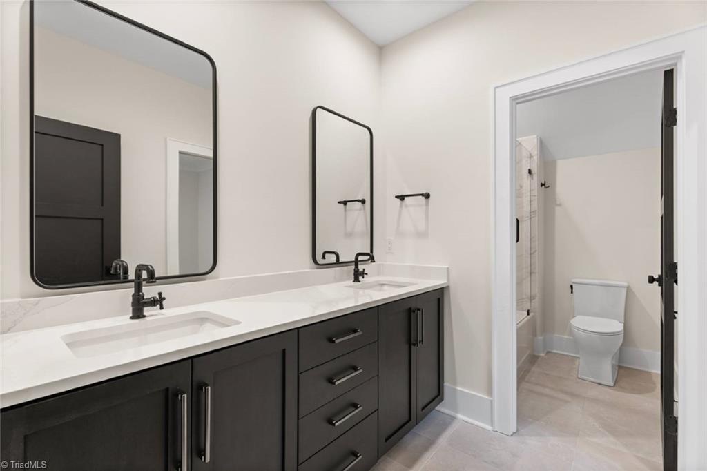 1823 Chanterelle Court Property Photo 40