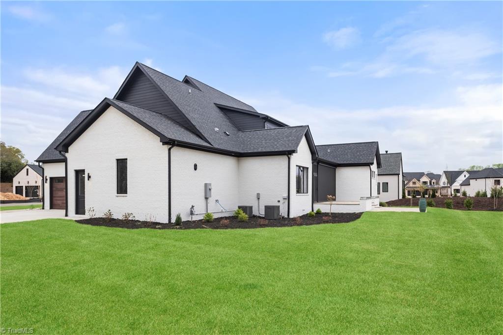 1823 Chanterelle Court Property Photo 48