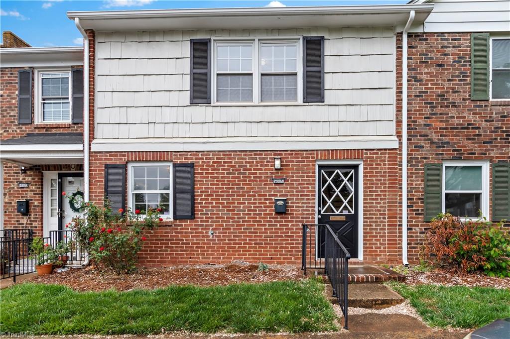 Real Estate Main Image