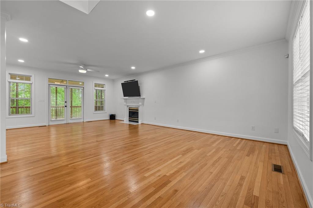 730 Greyrock Road Property Photo 4