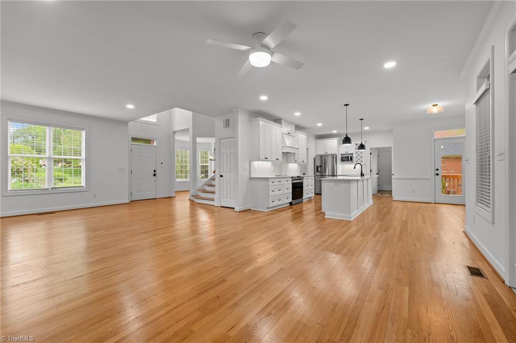 730 Greyrock Road Property Photo 10