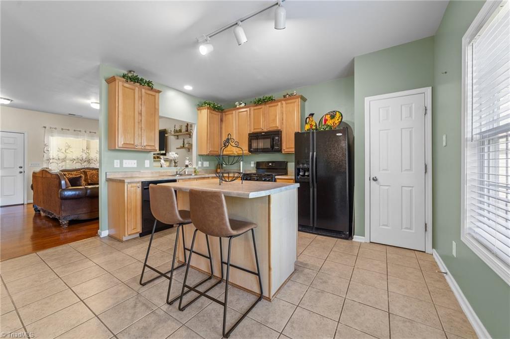 4103 Pepperbush Drive Property Photo 6