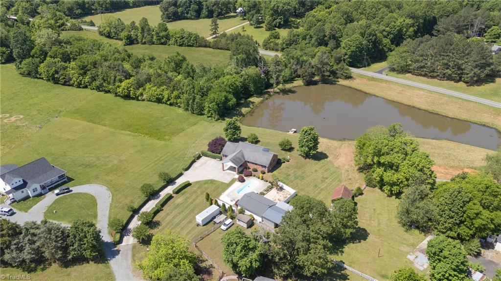 1199 Cesar Court Property Photo 2