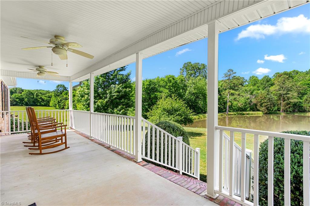 1199 Cesar Court Property Photo 11