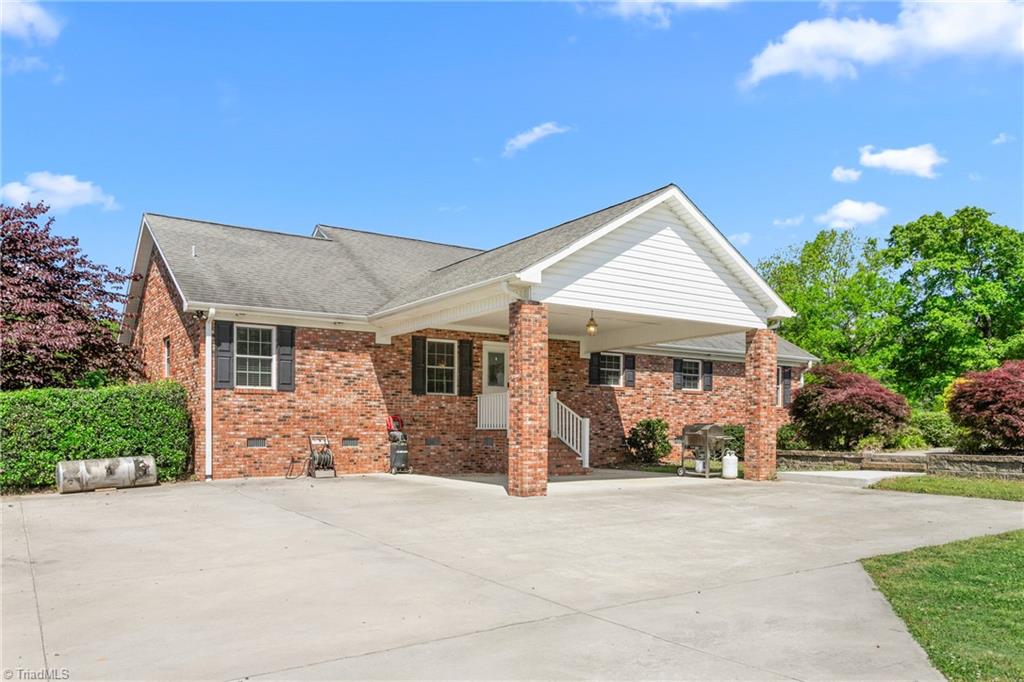 1199 Cesar Court Property Photo 38