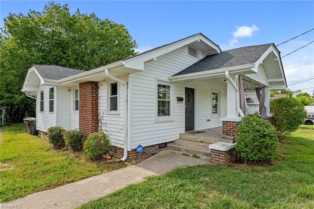 1005 Hern Avenue Property Photo 1