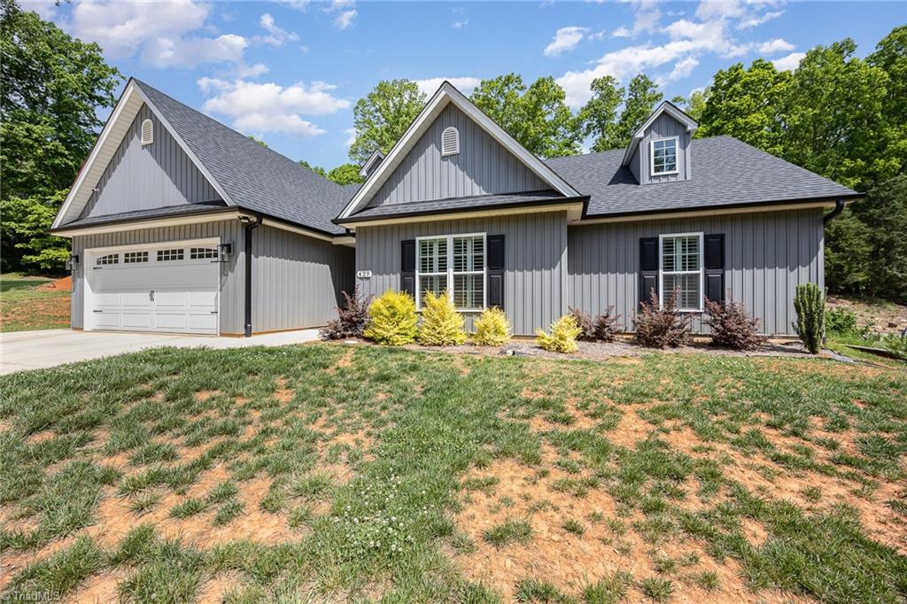 429 Winchester Drive Property Photo 2